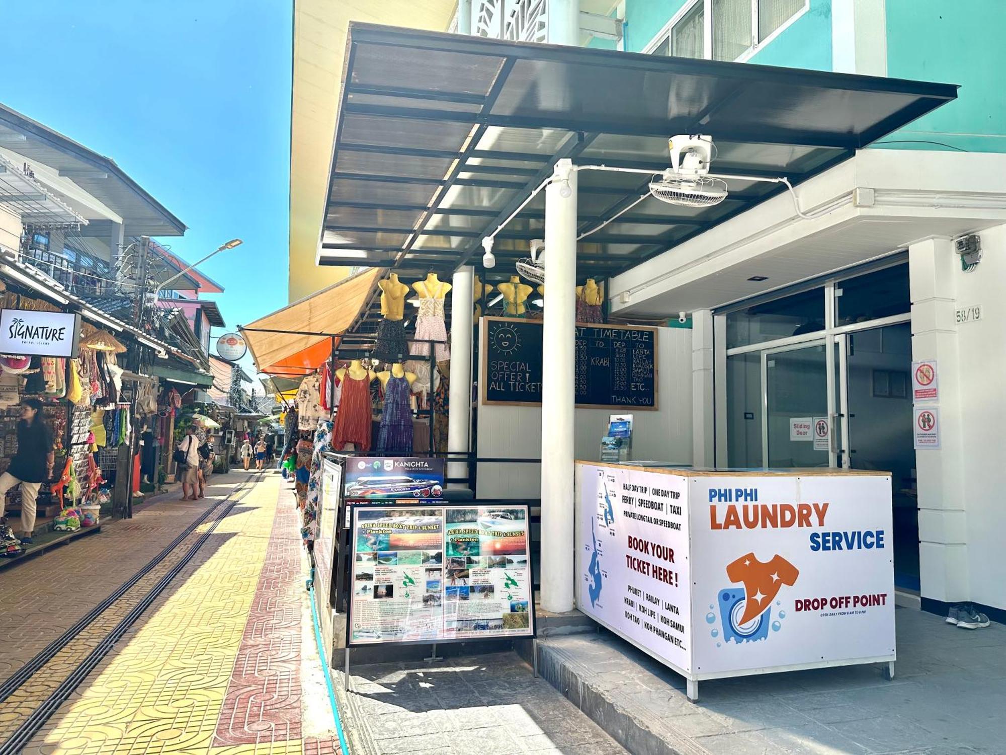 Blue Flow Hostel جزيرة في في المظهر الخارجي الصورة